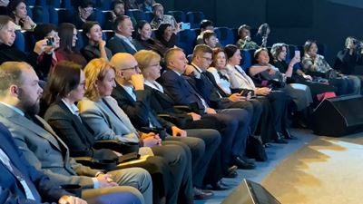 {Туристический форум }