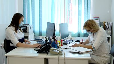 {Продолжается вакцинация от гриппа}