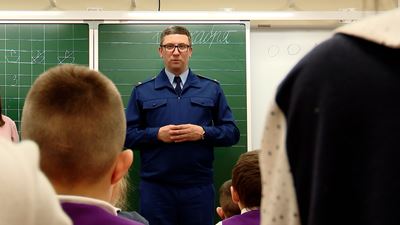 {Уроки права для школьников}