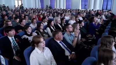 {Пообщался с преподавателями}