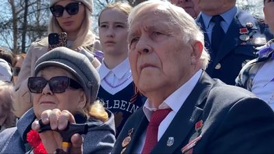 {Получили выплату ко дню победы }