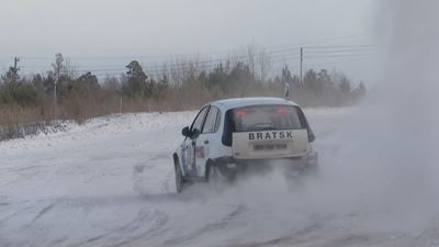 {Начались гонки по автокроссу}