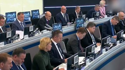 {Обсудили состояние туризма}