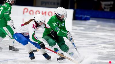 {Пройдет чемпионат по хоккею }