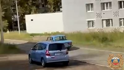 {Скрылся с места ДТП }