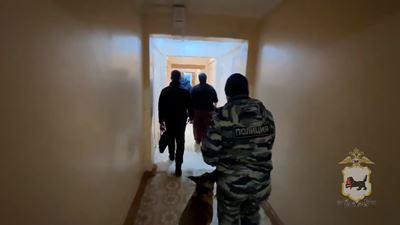 {Проводят рейды в общежитиях}