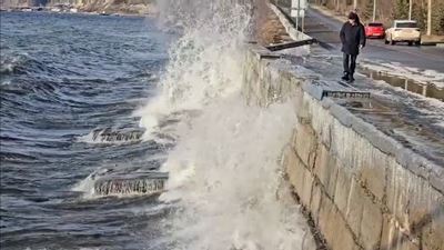 {Байкал вышел из берегов}