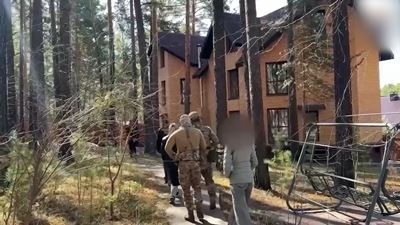 {Поймали двух мошенников}