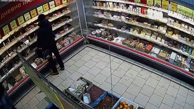 {Украл колбасу}