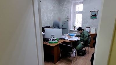 {Арест за мошенничество}