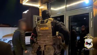 {Устроили рейд в ночном клубе}