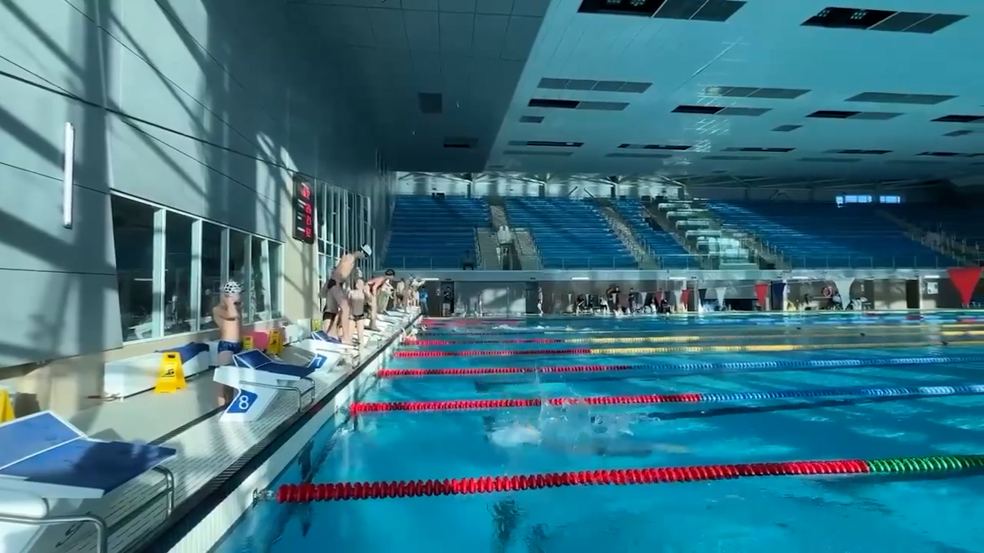 {Мастер-класс для юных пловцов}