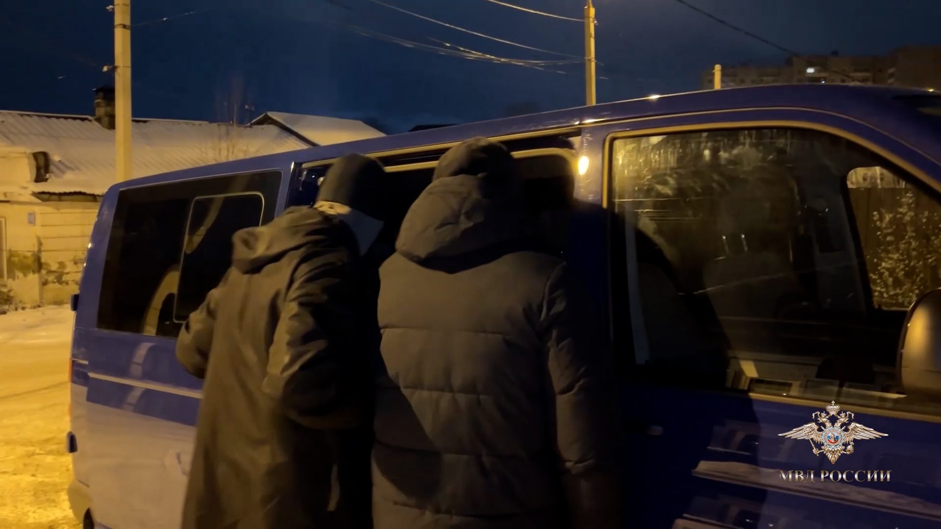 {Подозревают в подготовке теракта}