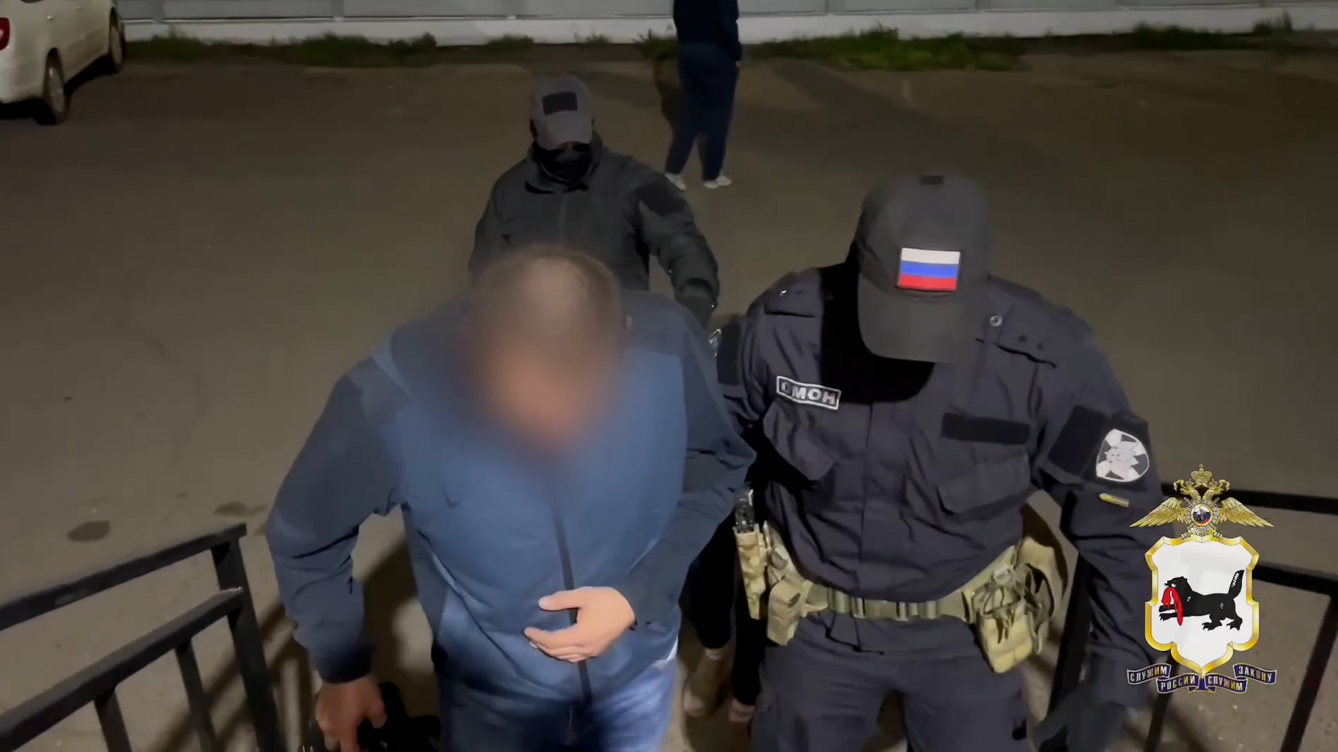 {Нашли сбытчиков наркотиков }