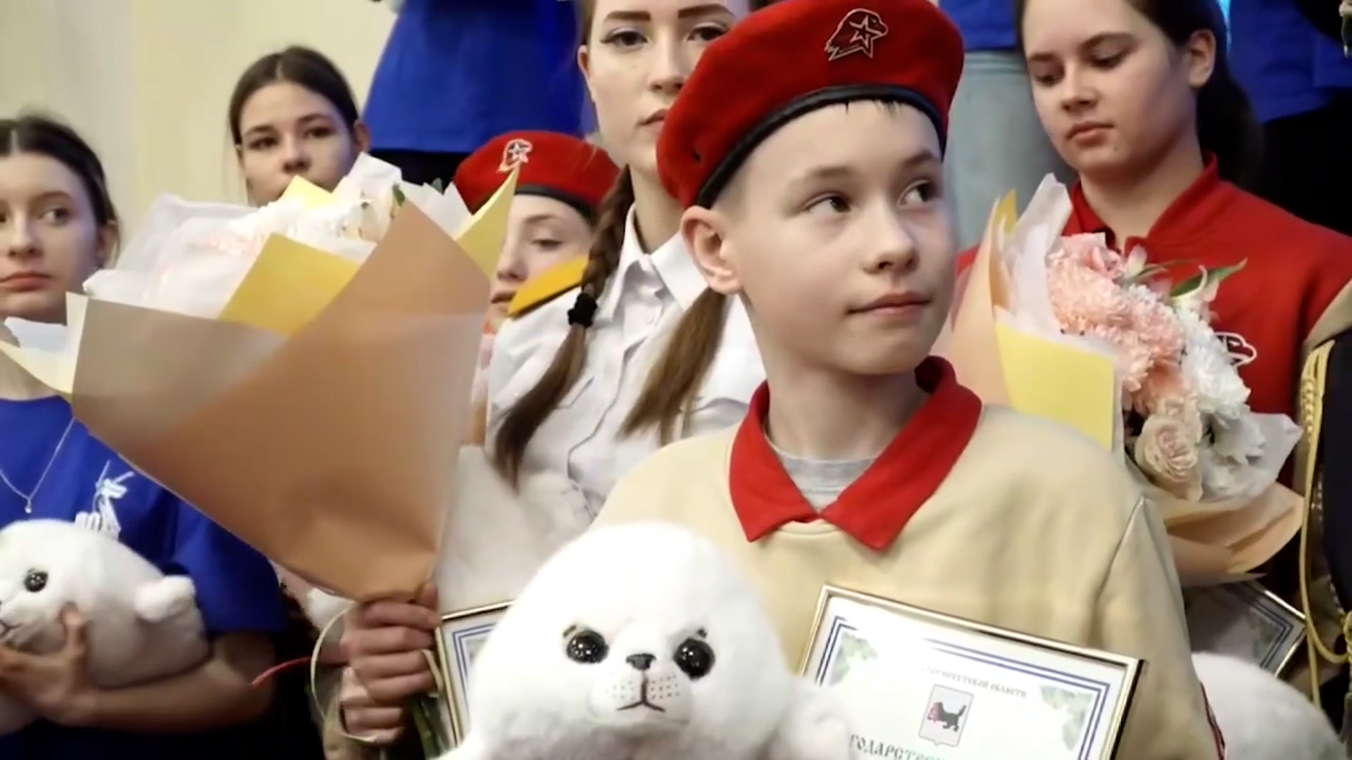 {Встреча с участниками детского форума}