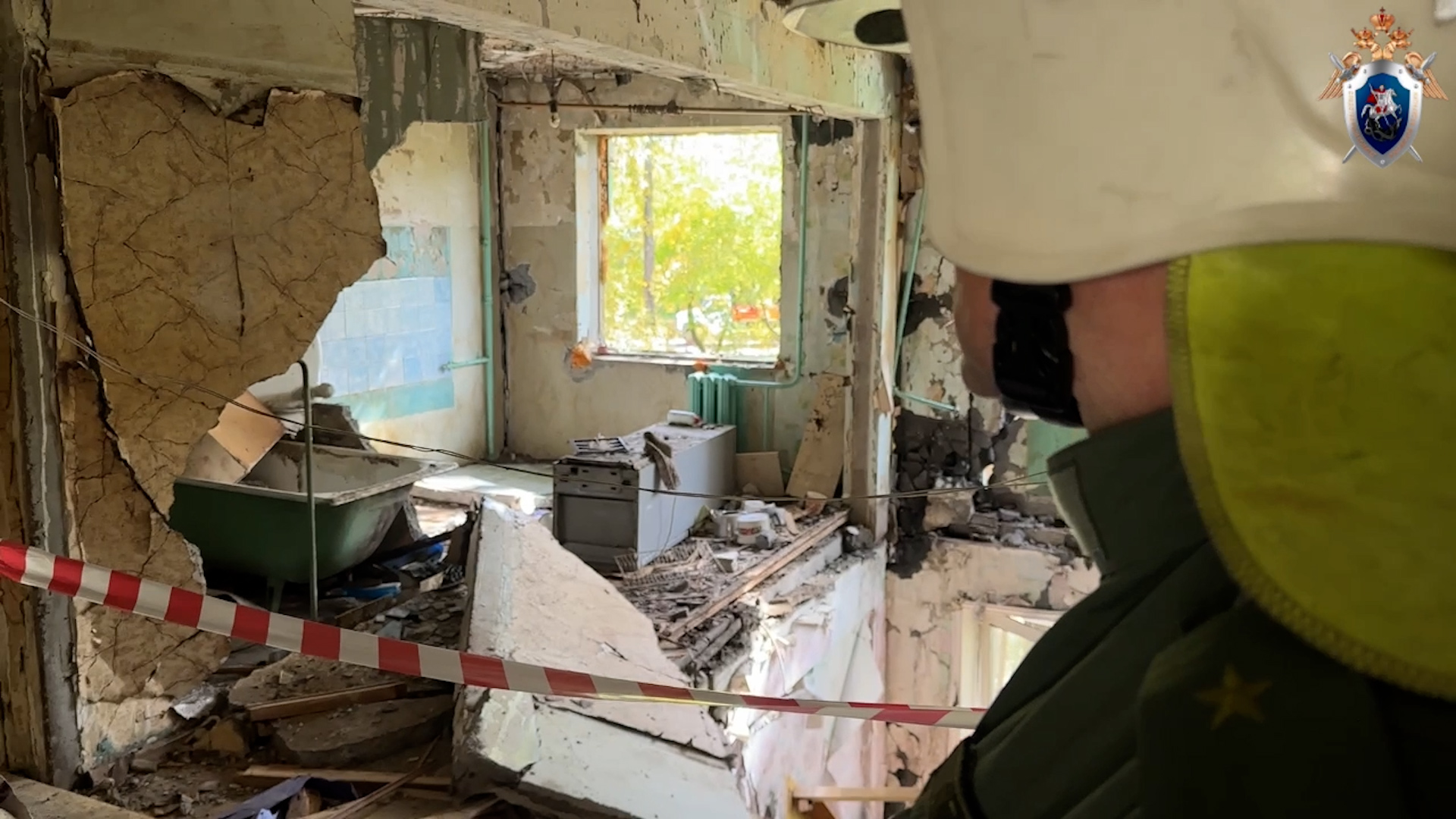 {Взрыв газа в жилом доме}