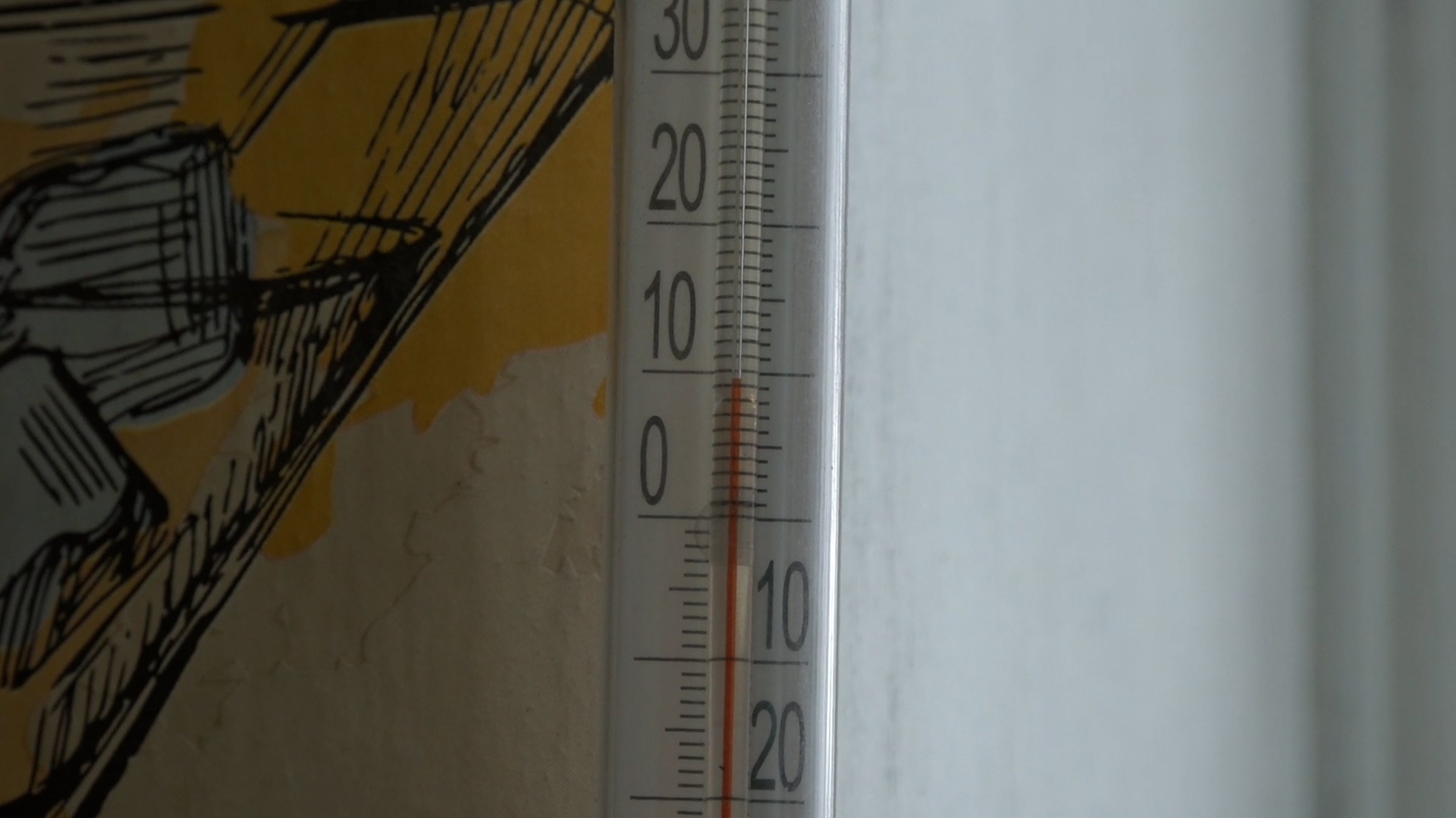 {Мерзнут в квартирах}