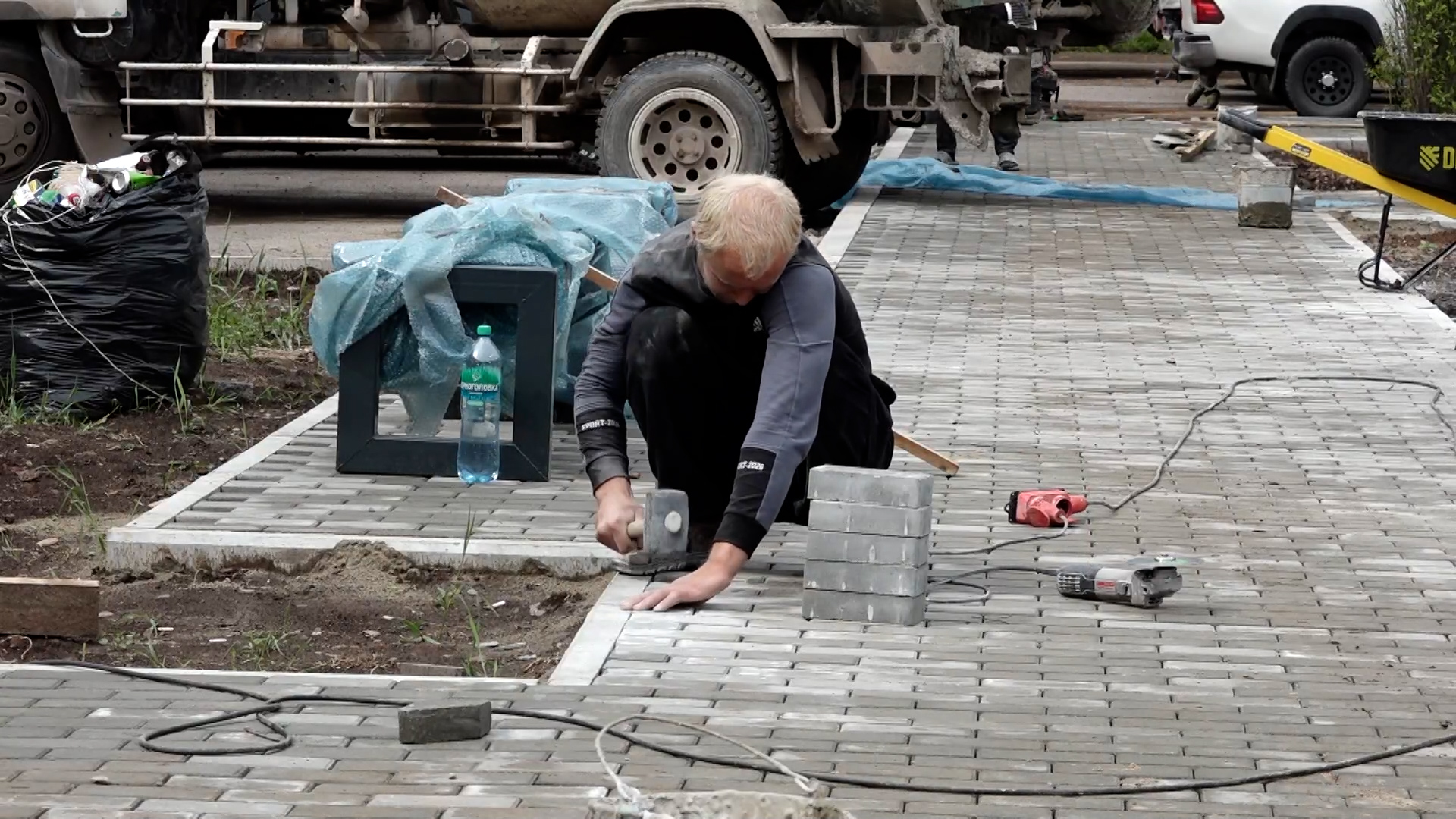 {Летнее благоустройство }