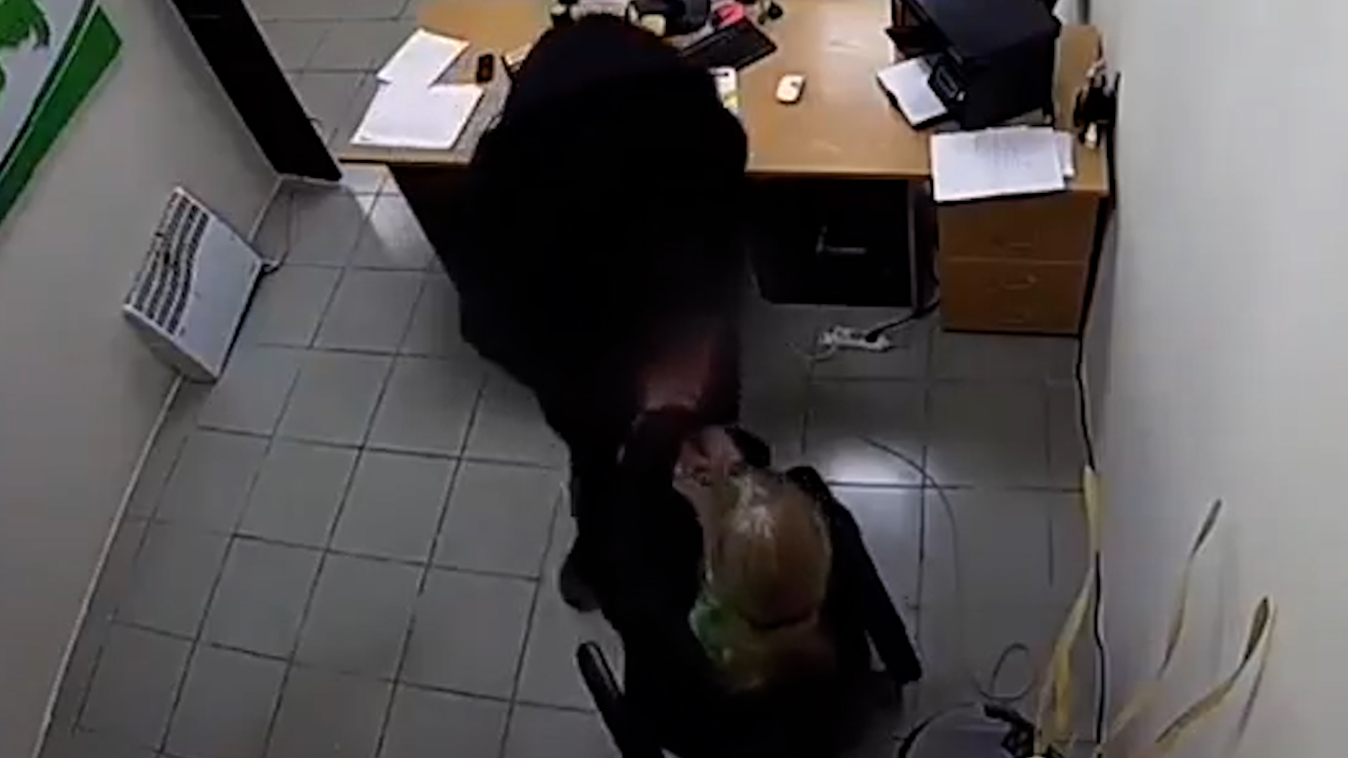 {Срок за повторную кражу денег  }