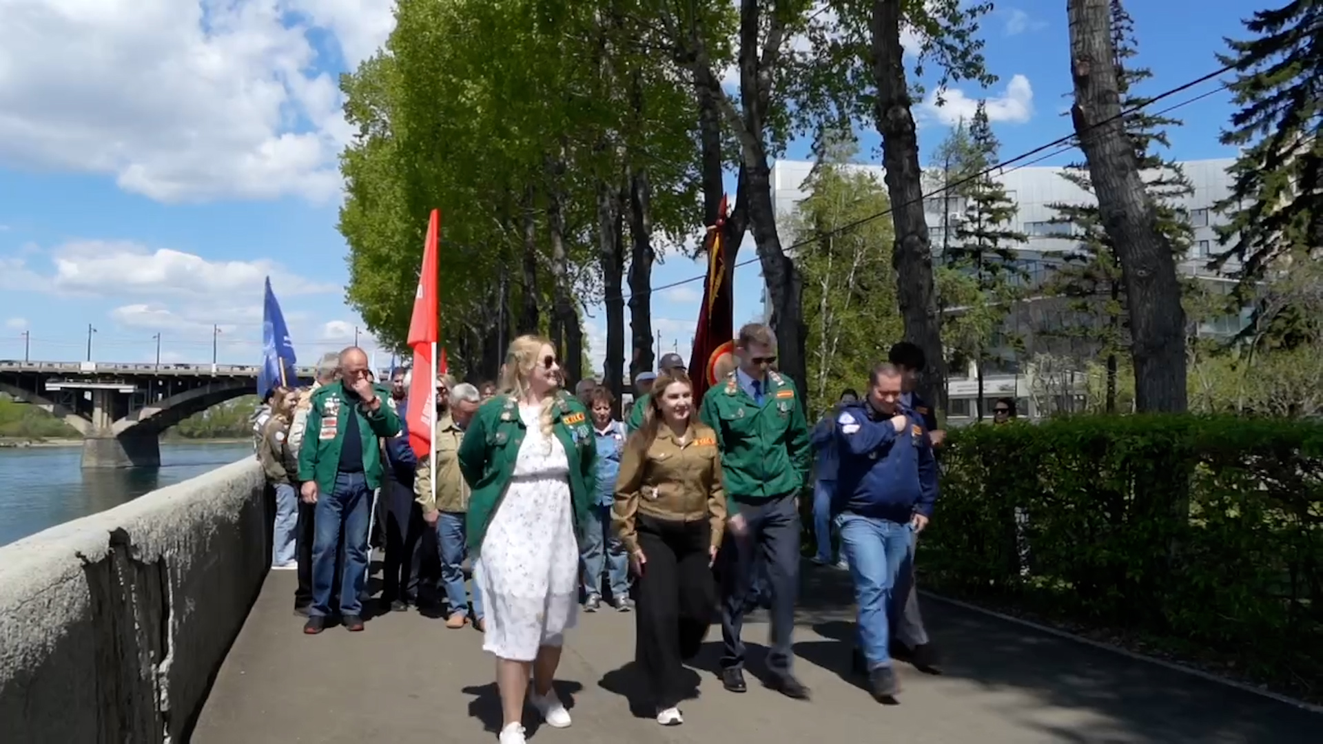 {Начало работы студотрядов}