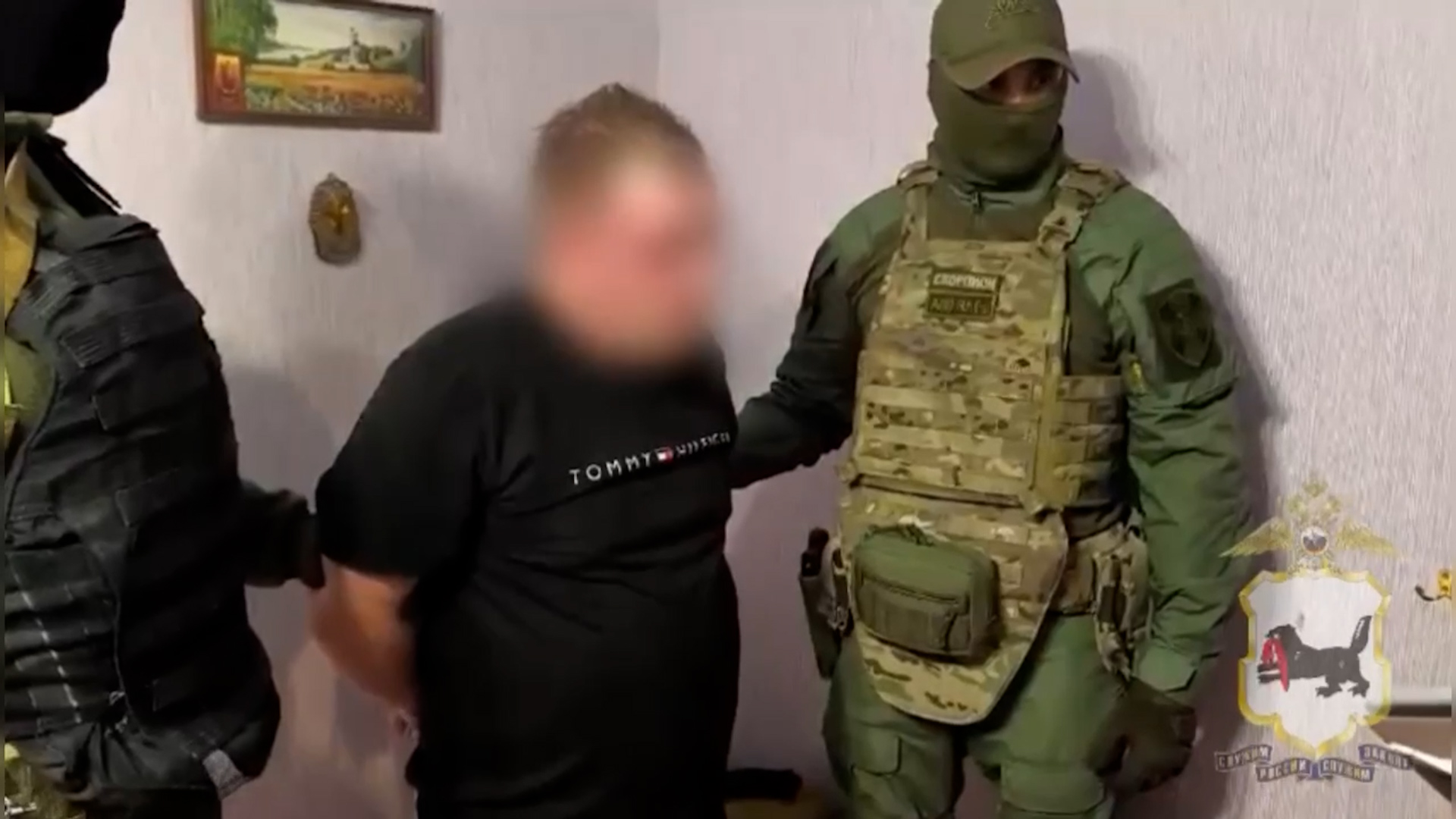 {Экстремисты предстанут перед судом}