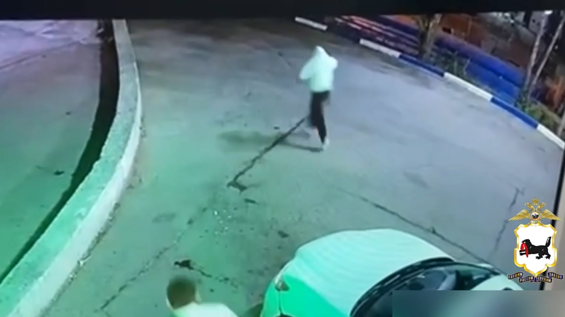 {Остановили гонщика}