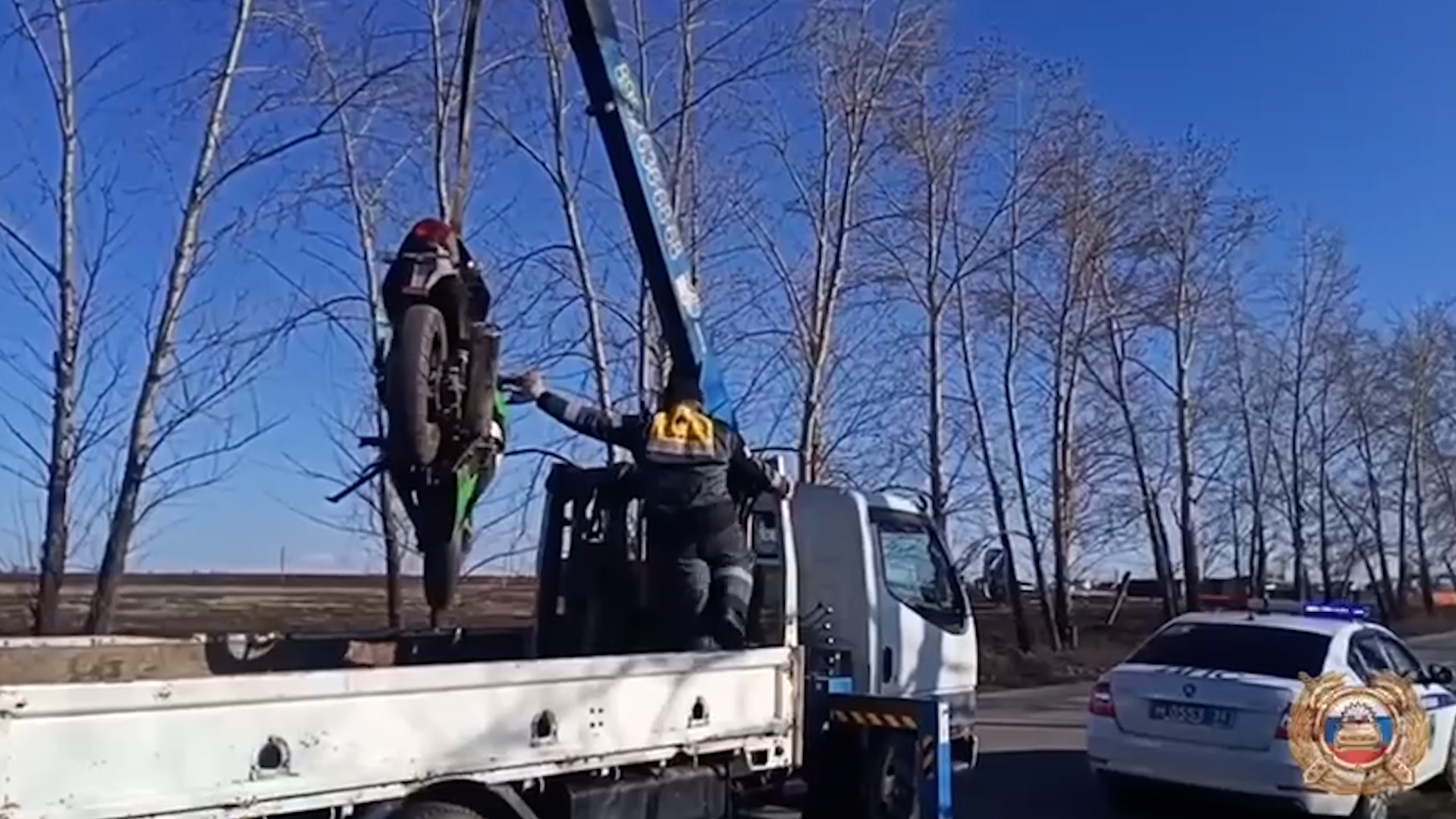 {Несовершеннолетний гонщик}