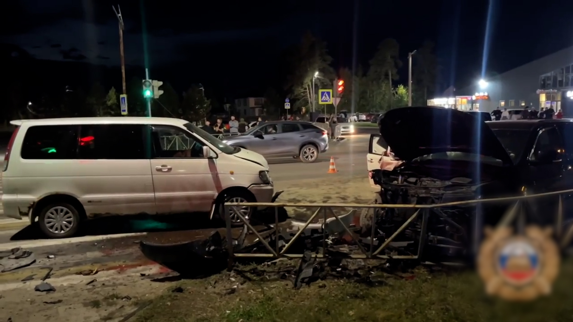 {Неудачно перестроился и попал в аварию}